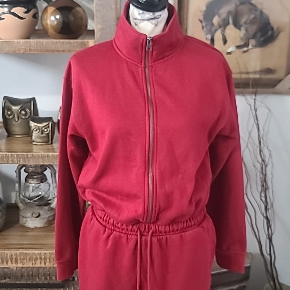 Universal Thread Red Zip-Up One Piece Track Set - Picture 3 of 13